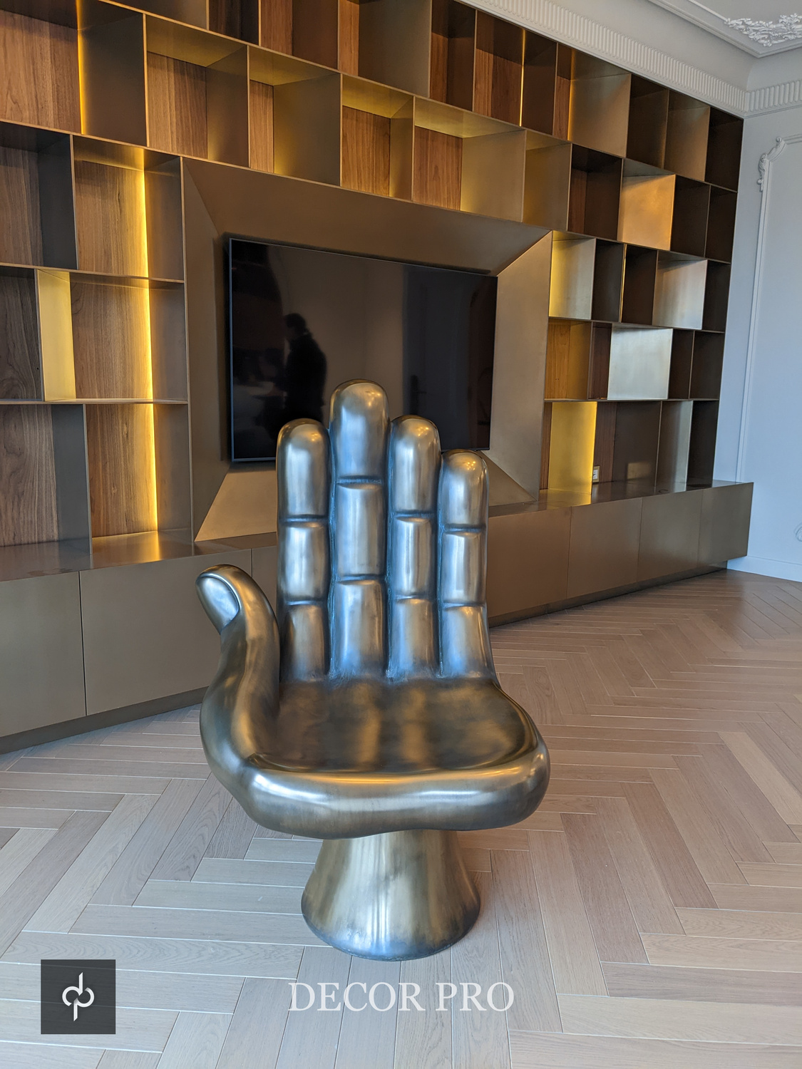 Кресло металлизированное жидким металлом PRO-METAL